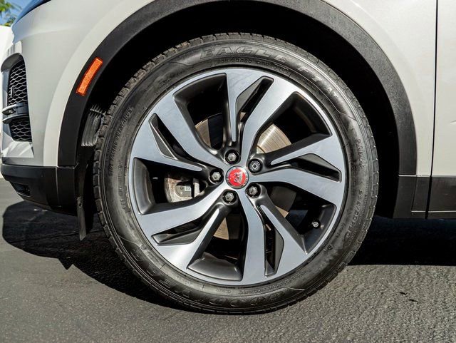 Used 2022 Jaguar E-PACE SE image 11