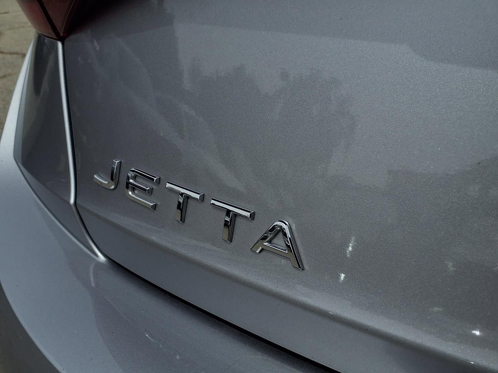 Certified 2024 Volkswagen Jetta Sport image 22