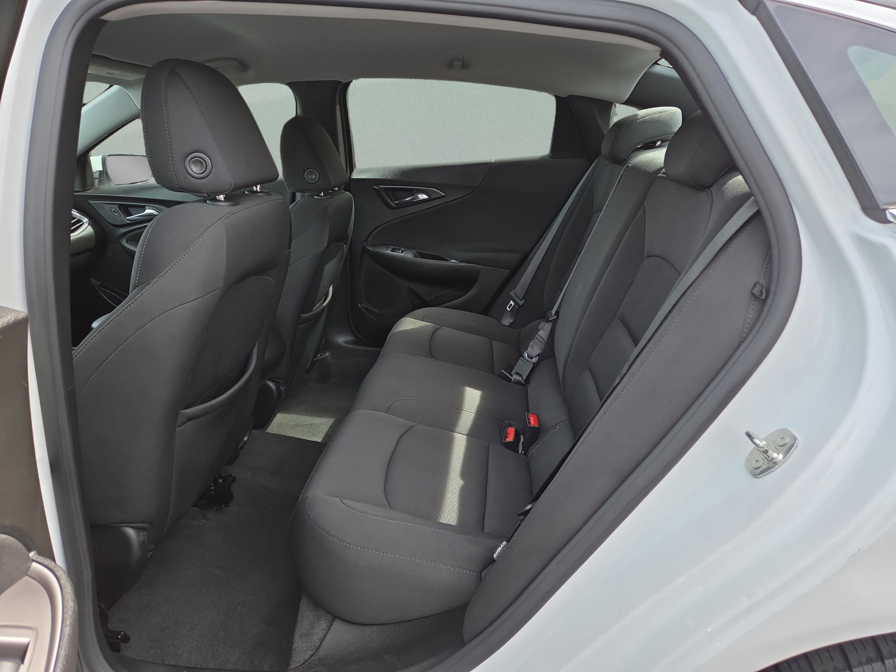 Used 2020 Chevrolet Malibu RS image 28