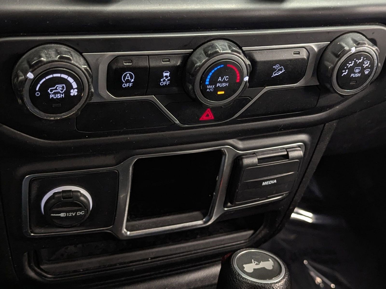 Used 2020 Jeep Wrangler Unlimited Sport image 21