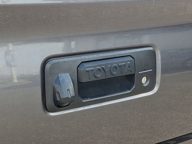 Used 2016 Toyota Tacoma TRD Off-Road w/ Towing Package AWD/4WD image 29