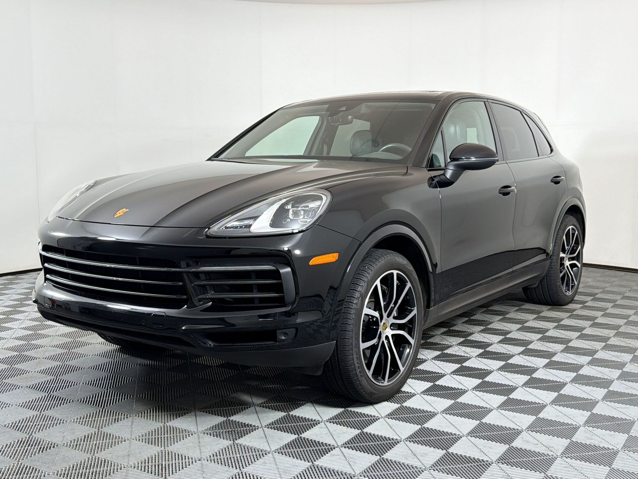 Used 2023 Porsche Cayenne Platinum Edition