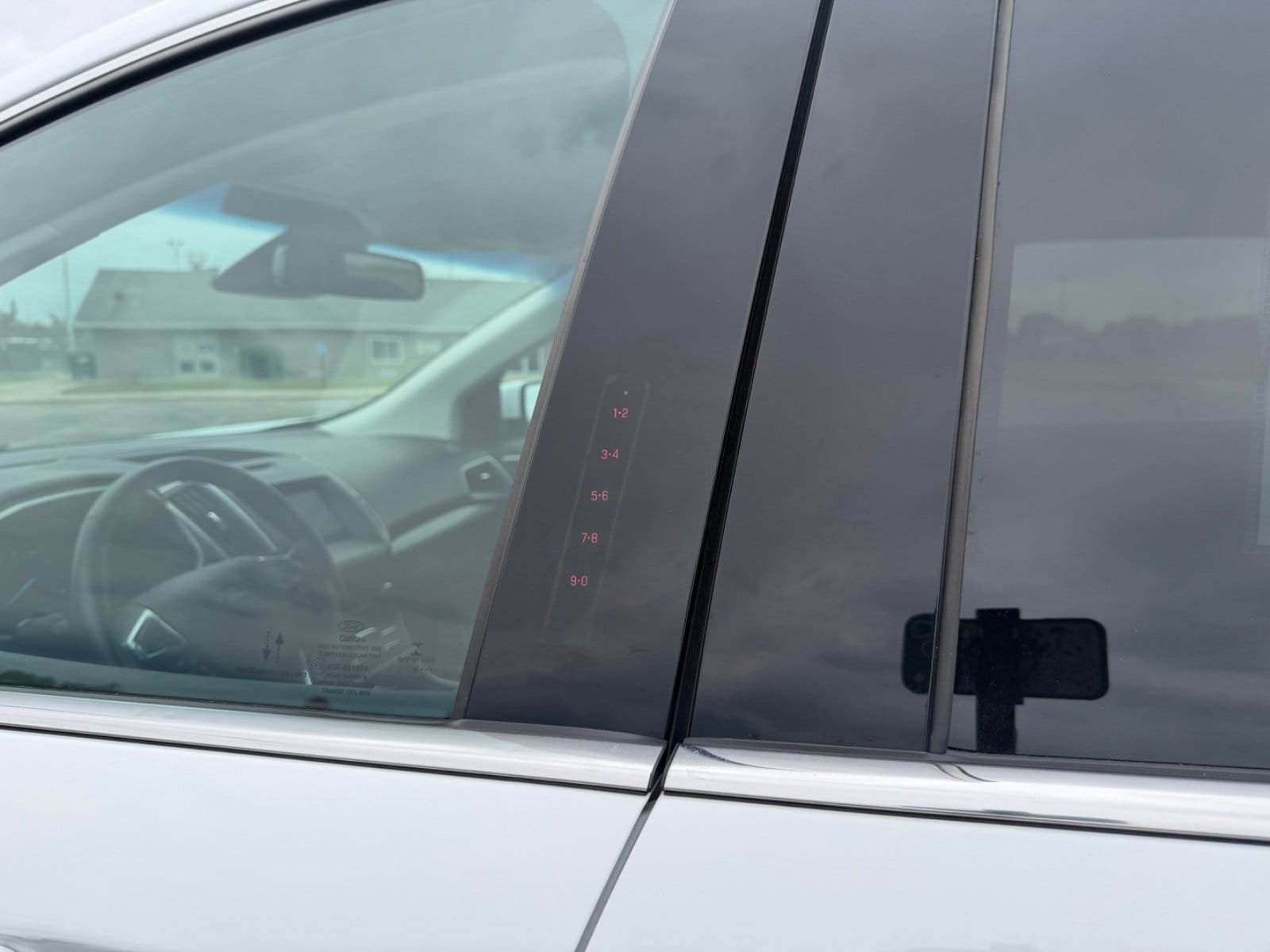 Used 2020 Ford Edge SEL w/ Convenience Package FWD image 14