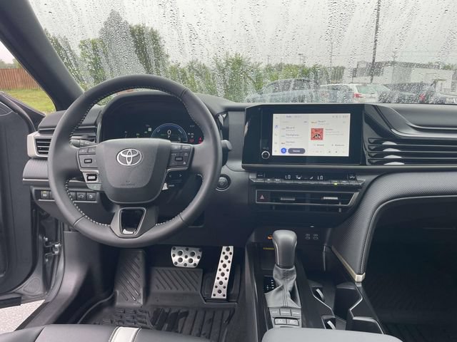 Used 2026 Toyota Camry SE FWD image 36