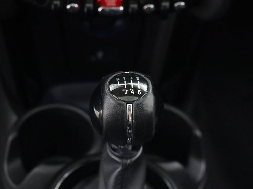 Used 2021 MINI Cooper S image 24