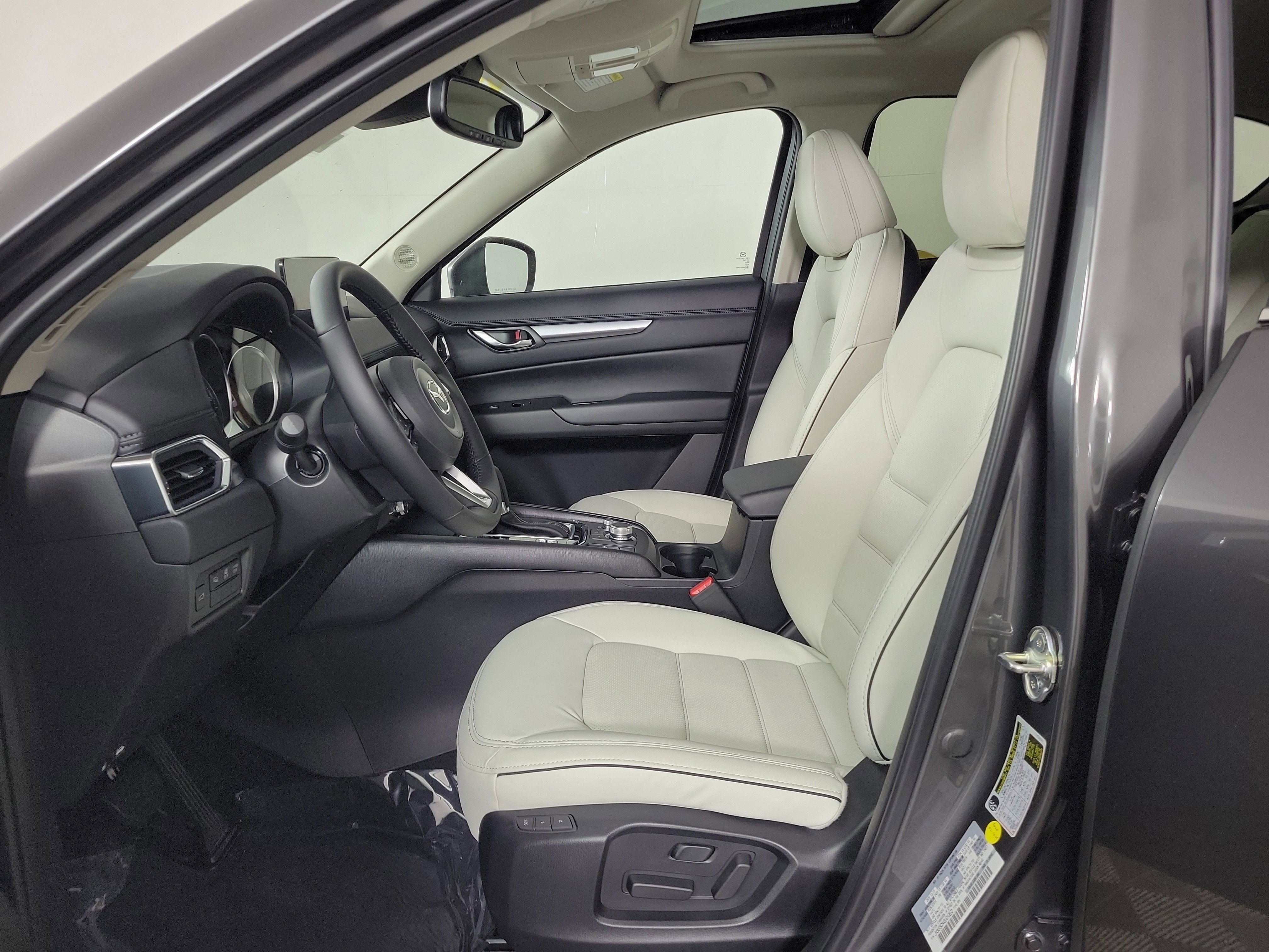 New 2025 MAZDA CX-5 AWD 2.5 S w/ Preferred Package image 11