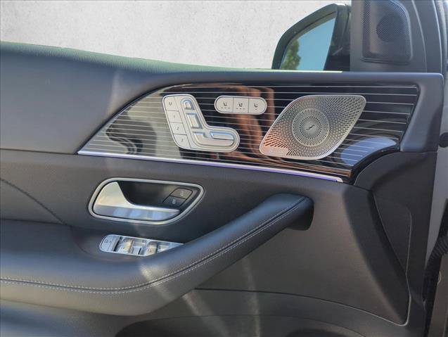 Used 2024 Mercedes-Benz GLS 450 4MATIC image 18