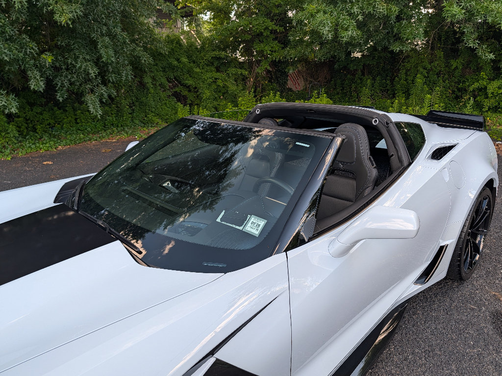 Used 2018 Chevrolet Corvette Grand Sport RWD image 10