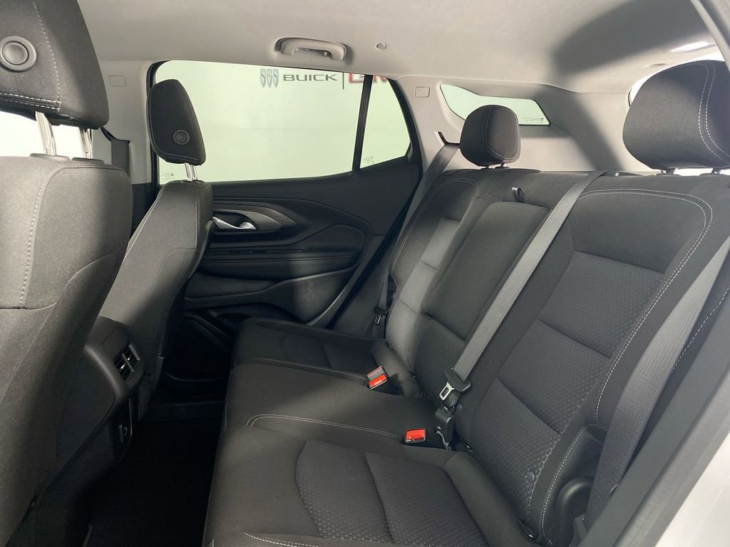 Used 2024 GMC Terrain SLE w/ Driver Convenience Package FWD image 21