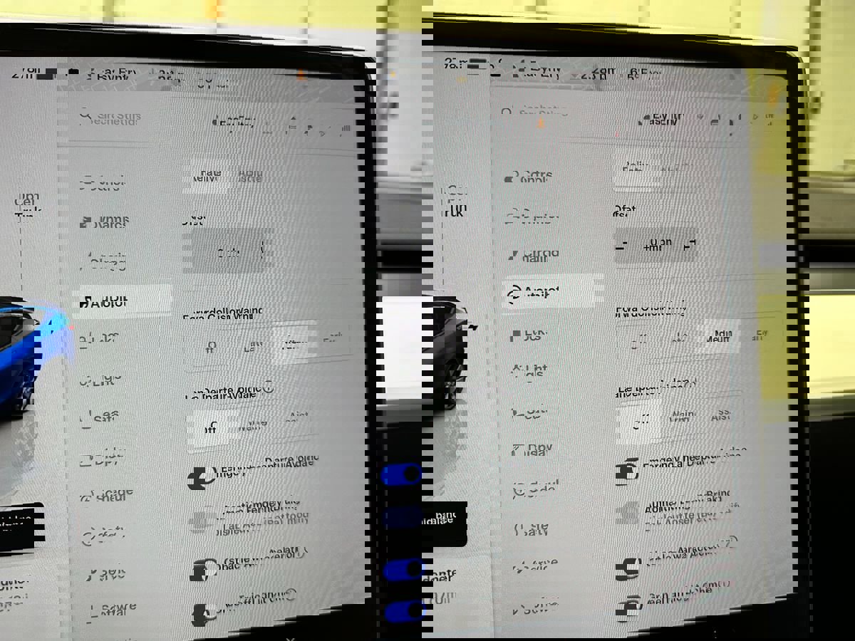 Used 2024 Tesla Model Y Long Range image 29