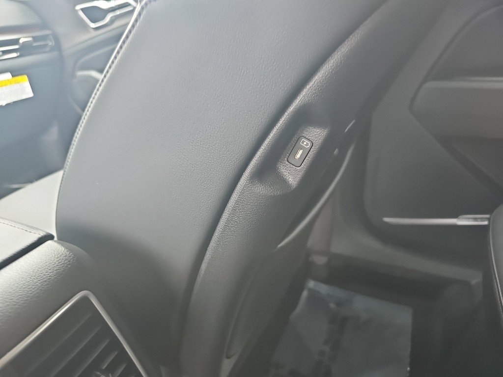 New 2026 Kia Niro EX image 24