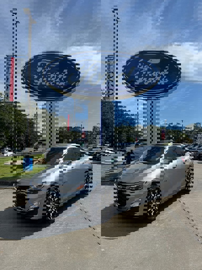 Used 2024 Chevrolet Malibu RS