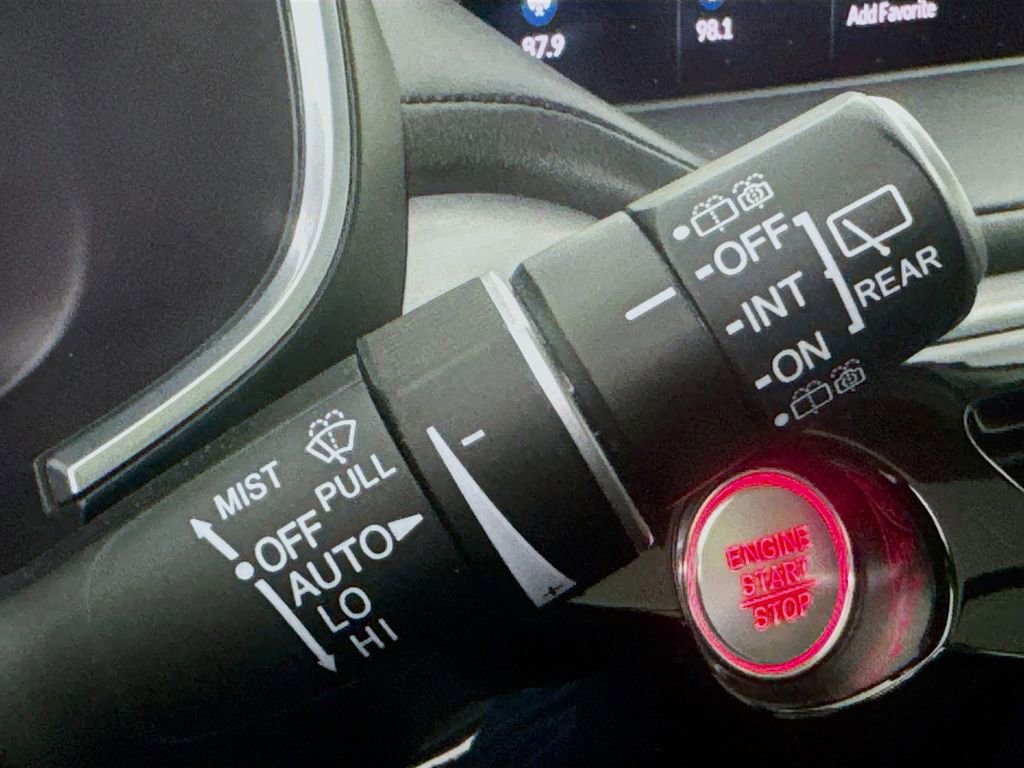 Used 2023 Acura MDX FWD w/ Technology Package image 13