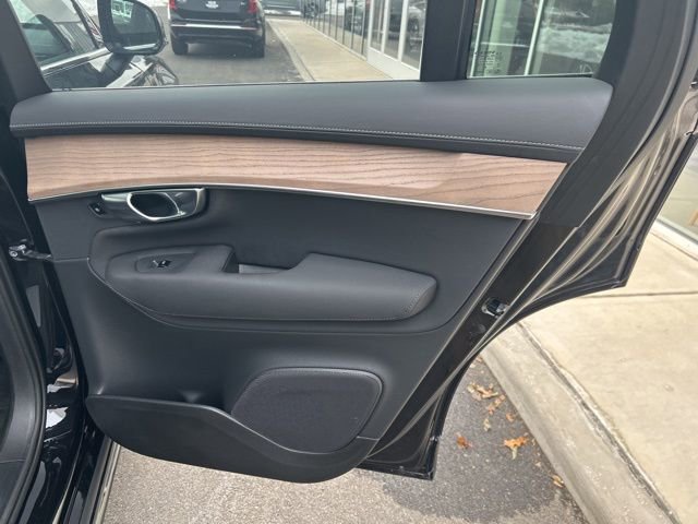 Certified 2025 Volvo XC90 B5 Plus image 12