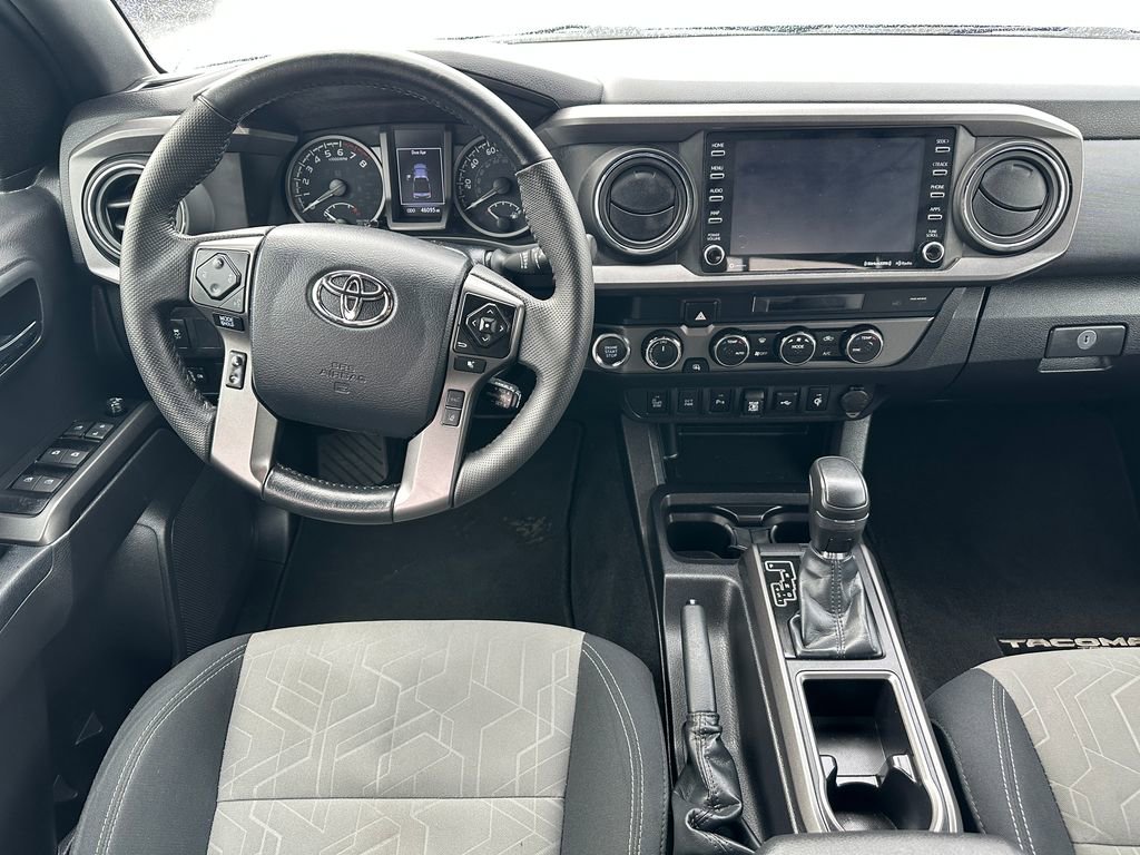 Used 2023 Toyota Tacoma TRD Off-Road w/ Technology Package image 15