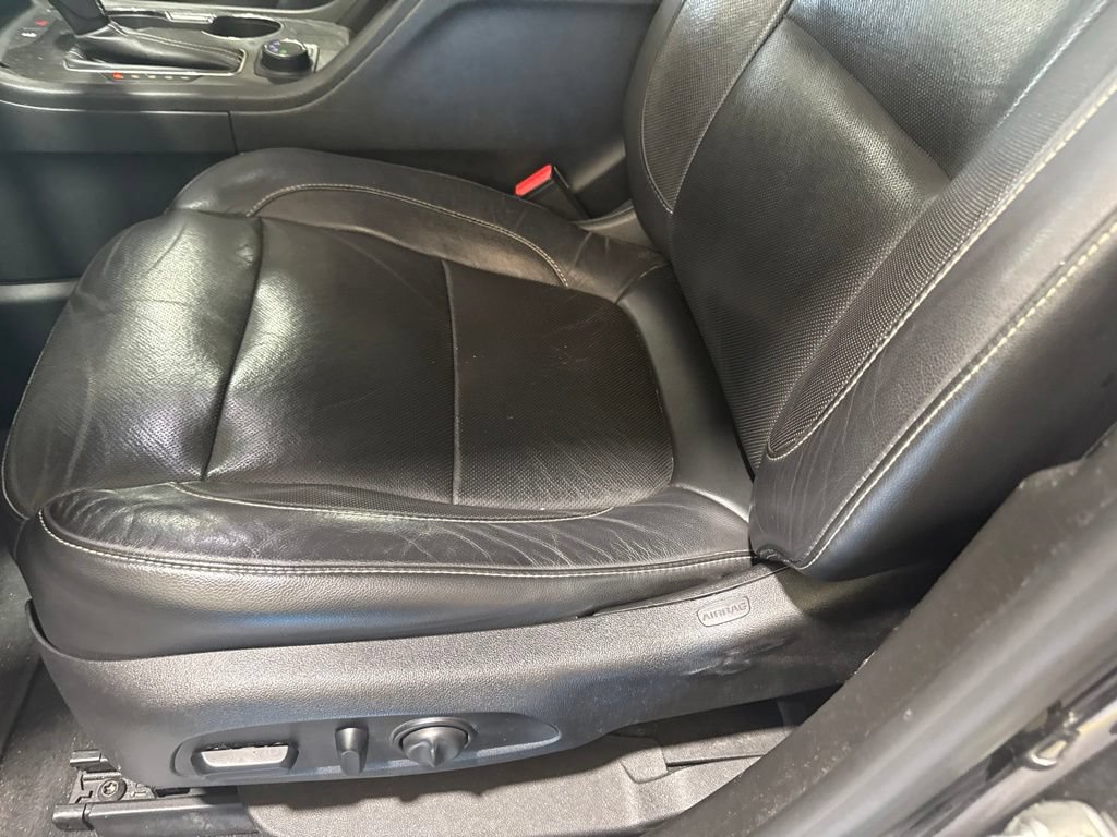 Used 2018 GMC Acadia SLT AWD/4WD image 7