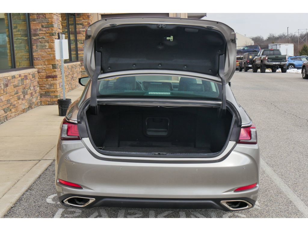 Used 2019 Lexus ES 350 image 28