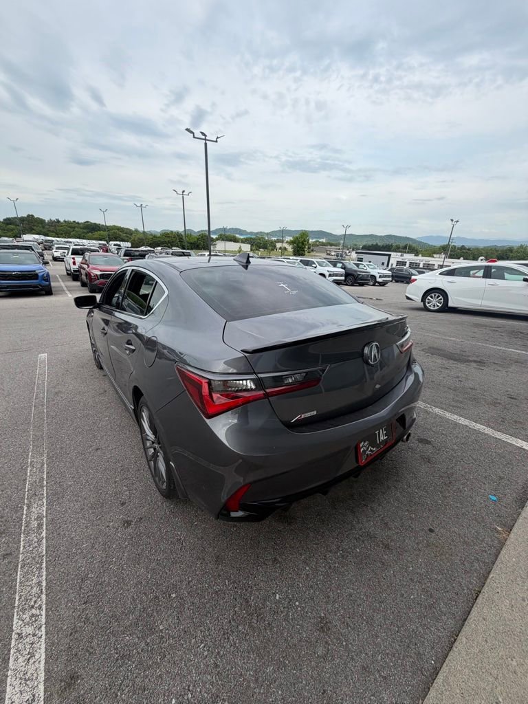 Used 2019 Acura ILX FWD image 9
