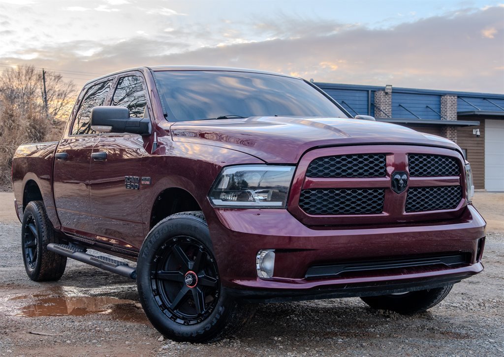 Used 2017 RAM 1500 Express w/ Express Value Package RWD image 7