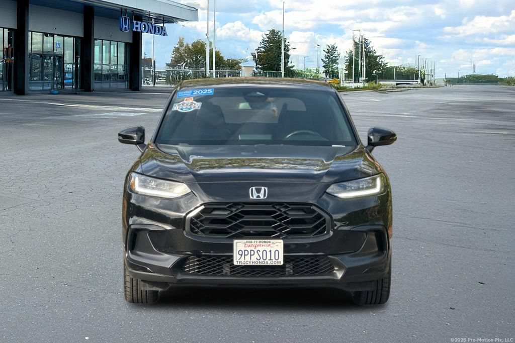 Certified 2025 Honda HR-V Sport image 16