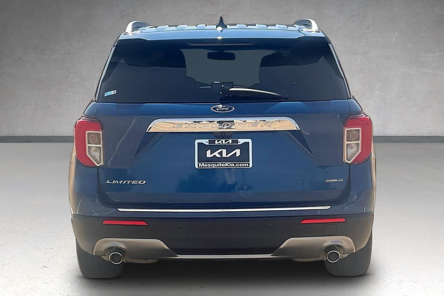 Used 2021 Ford Explorer Limited AWD/4WD image 5