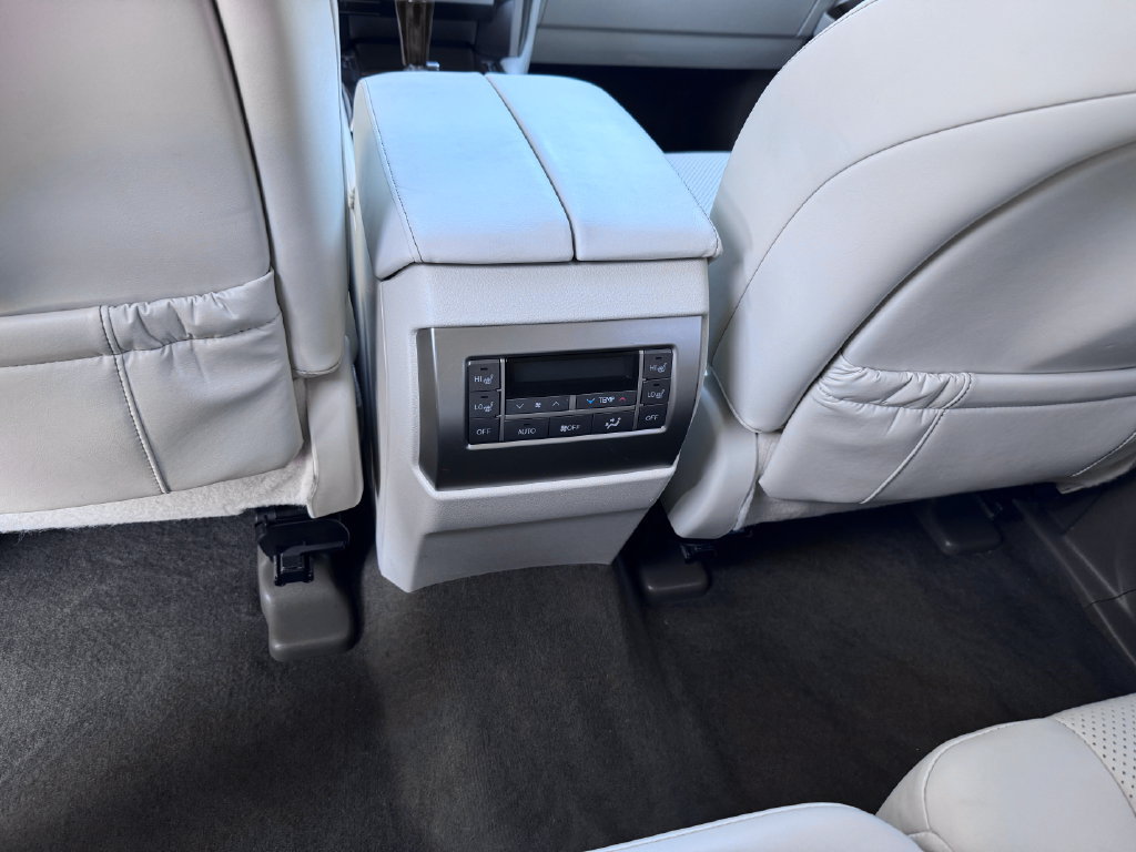 Used 2018 Lexus GX 460 Luxury AWD/4WD image 35