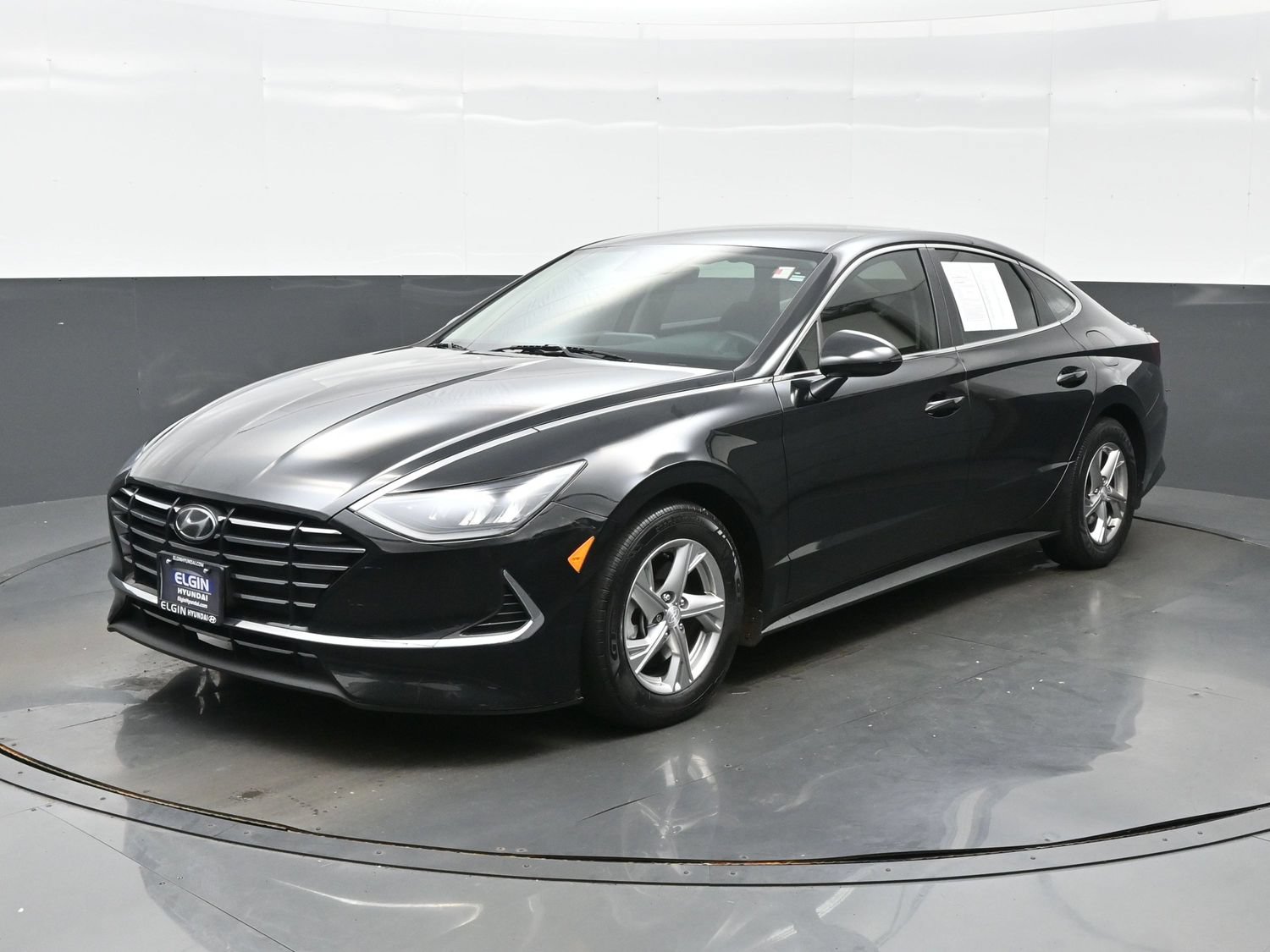 Used 2022 Hyundai Sonata SE FWD image 2