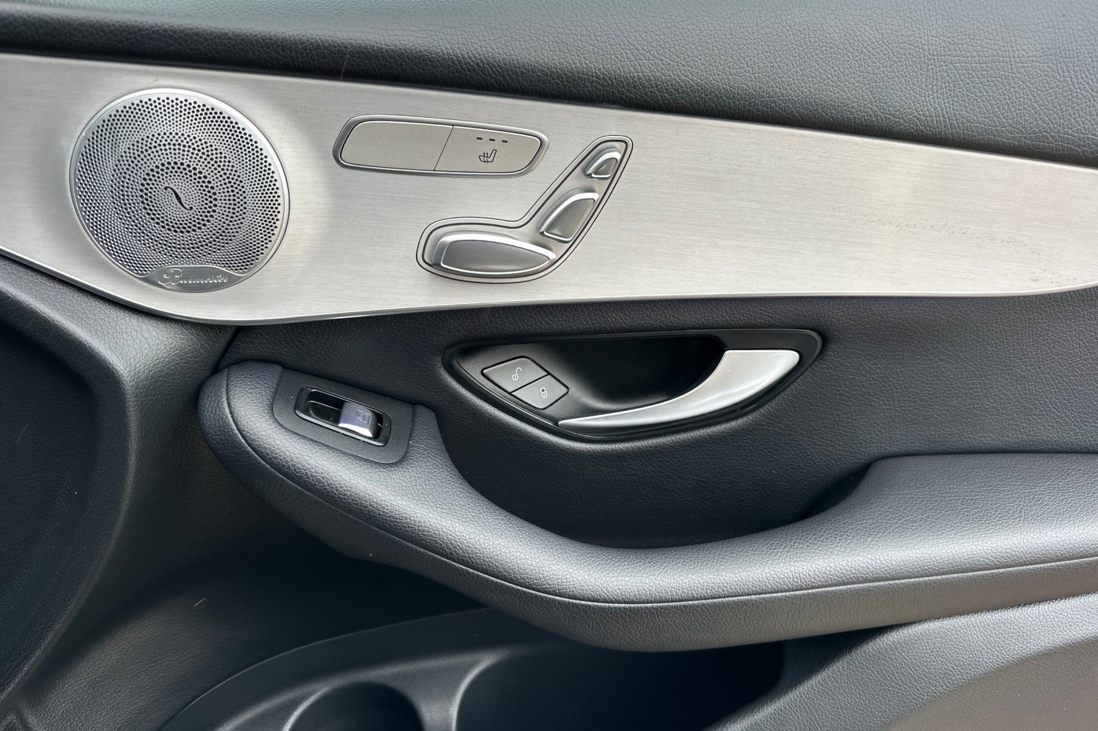 Used 2020 Mercedes-Benz GLC 350e GLC 350e image 19