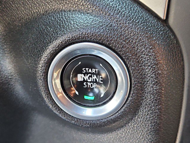 Used 2019 Chevrolet Silverado 1500 LT Trail Boss AWD/4WD image 16