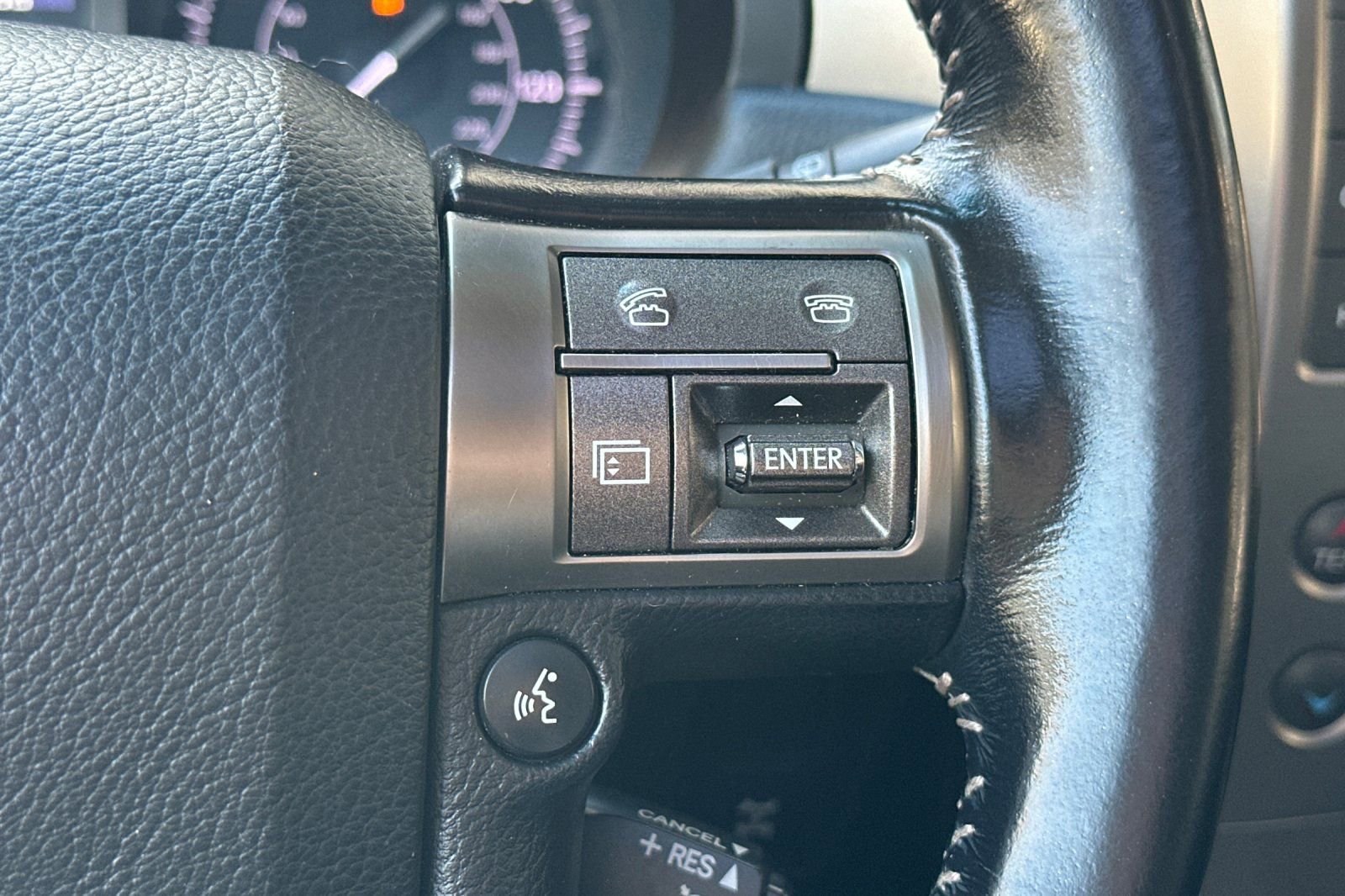 Used 2017 Lexus GX 460 Premium w/ Premium Package image 33