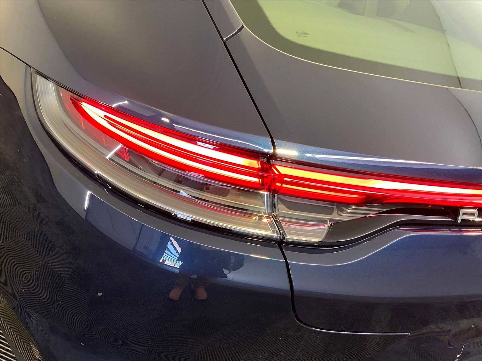 Certified 2023 Porsche Panamera 4S image 30