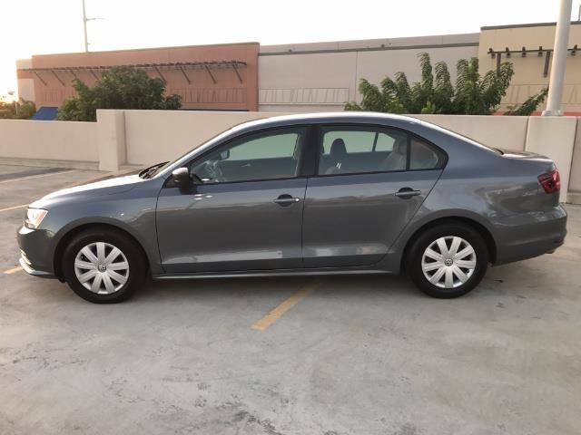 Used 2016 Volkswagen Jetta S FWD image 2