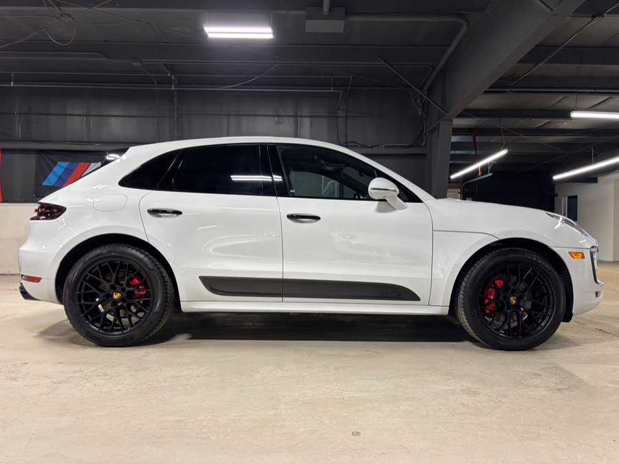 Used 2018 Porsche Macan GTS w/ Premium Package Plus image 1