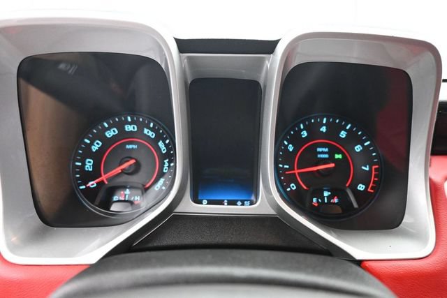 Used 2015 Chevrolet Camaro LT w/ Commemorative Special Edition RWD image 10