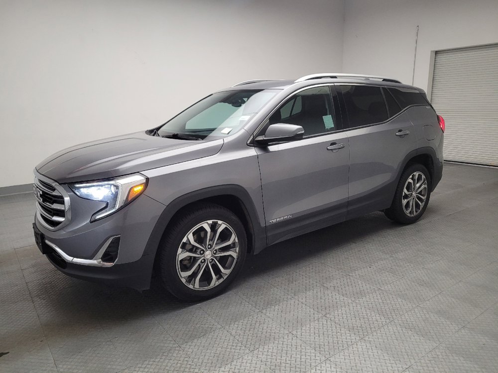 Used 2019 GMC Terrain SLT w/ Preferred Package FWD image 2