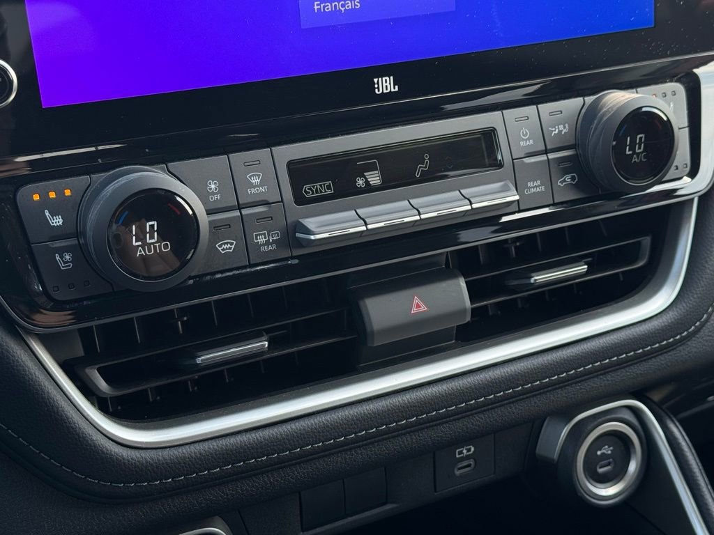 Used 2024 Toyota Grand Highlander Limited image 33