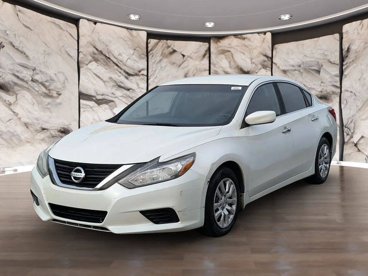 Used 2016 Nissan Altima 2.5 S FWD image 1