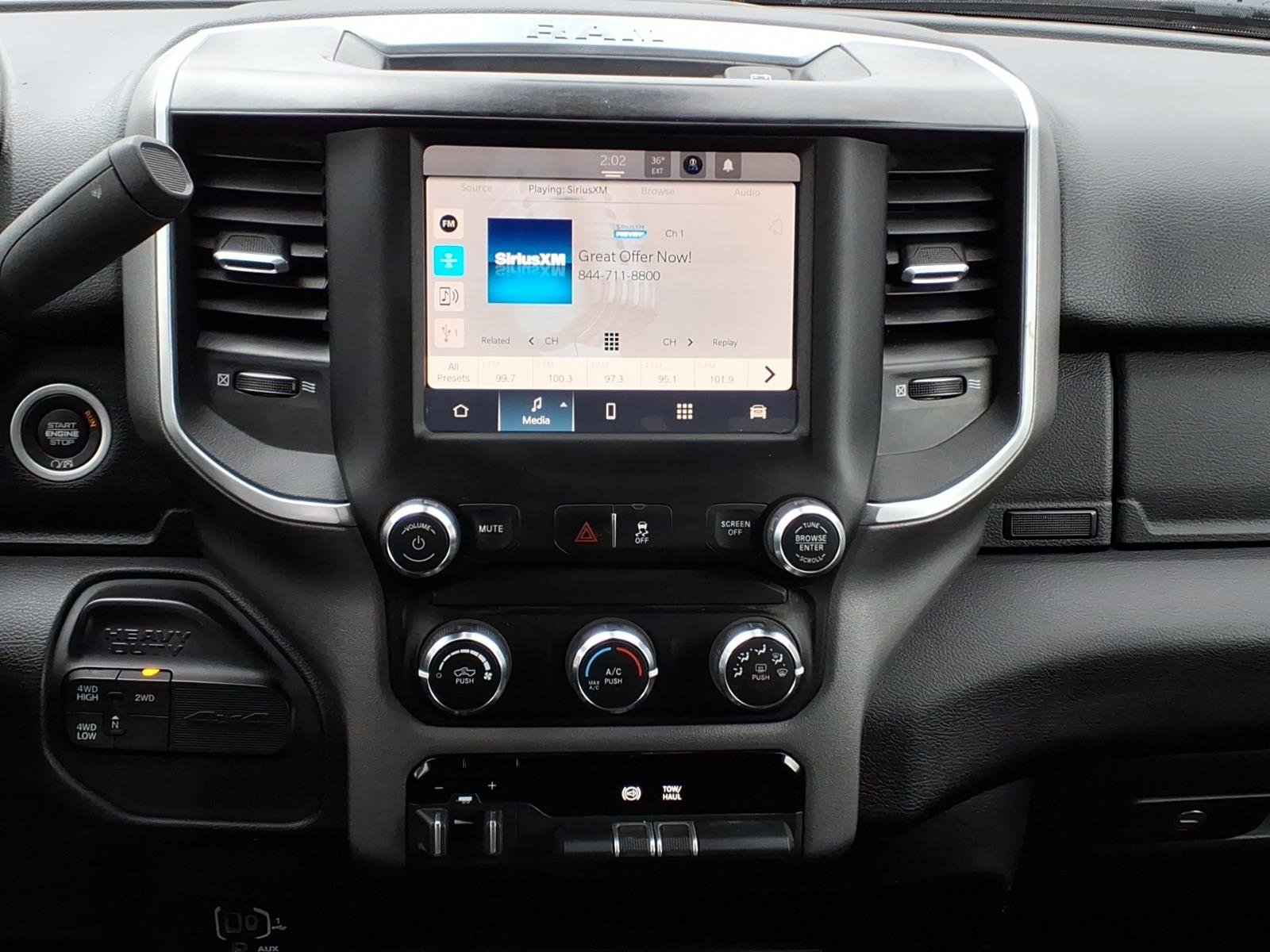 Used 2024 RAM 3500 Big Horn image 13