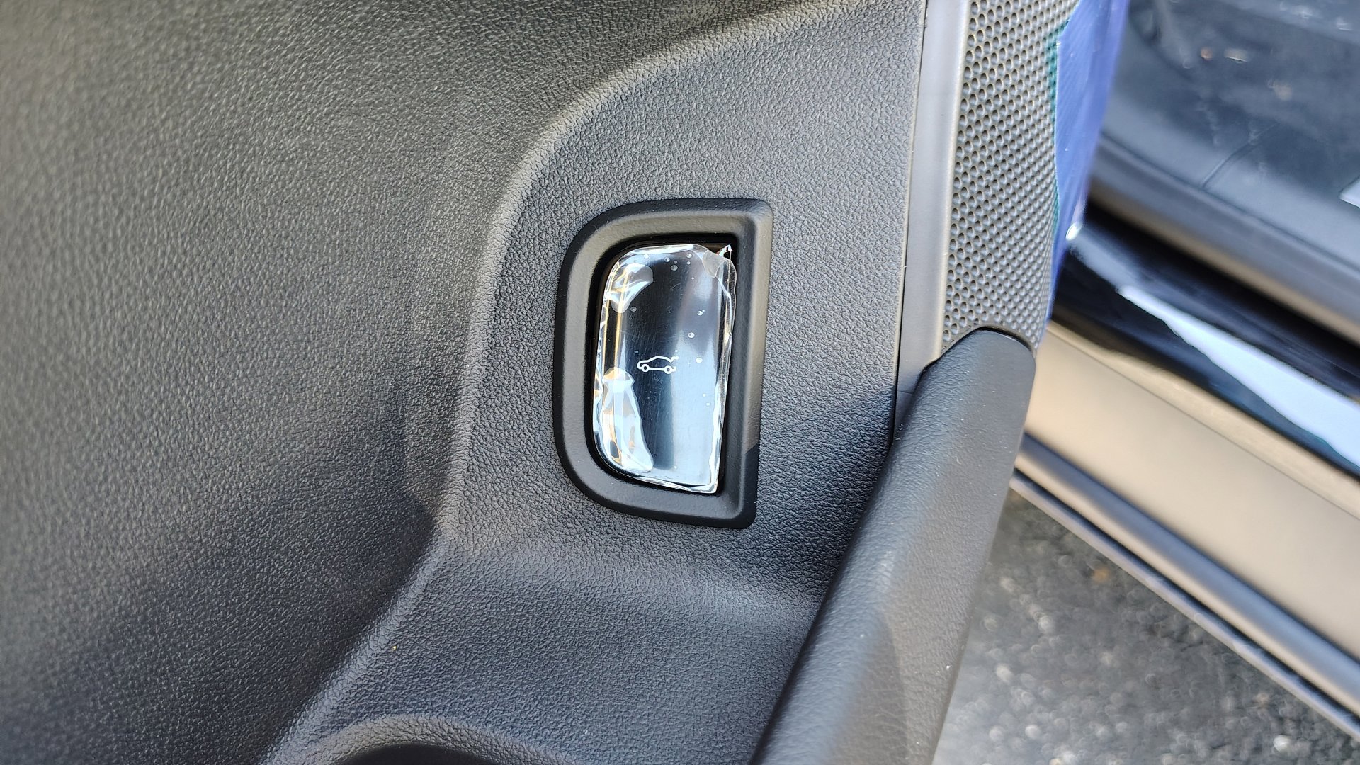 New 2026 Cadillac Lyriq Premium Luxury image 29