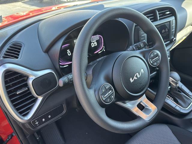 New 2025 Kia Soul LX w/ LX Technology Package image 11
