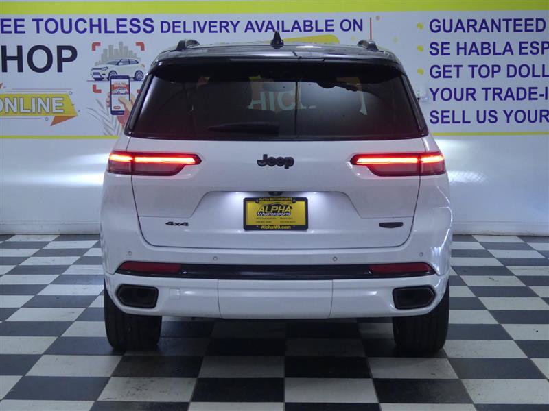Used 2023 Jeep Grand Cherokee L Summit AWD/4WD image 7
