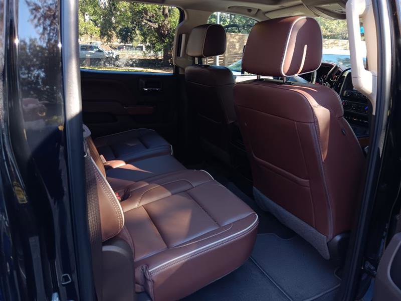 Used 2018 Chevrolet Silverado 3500 High Country w/ Duramax Plus Package image 11