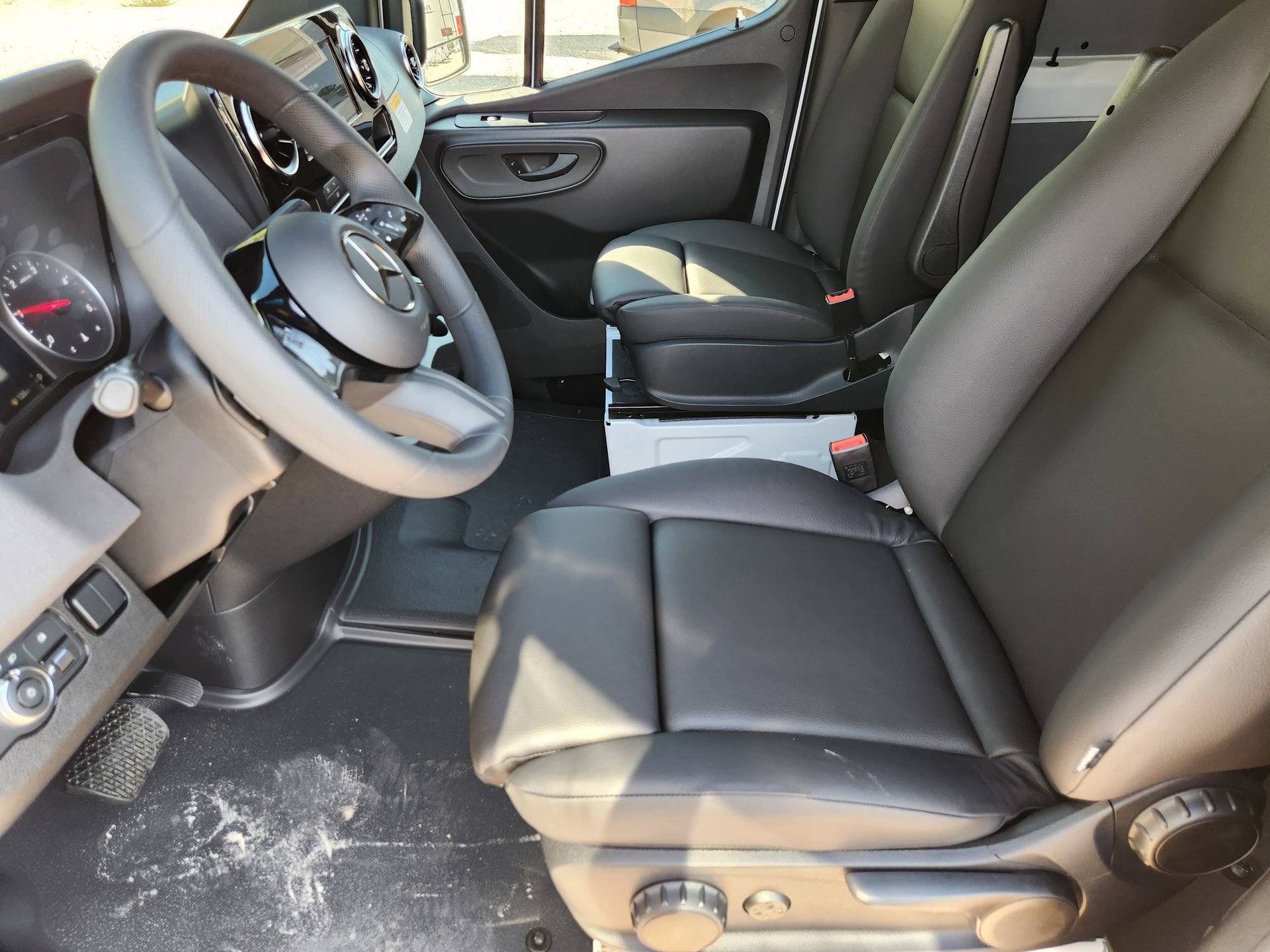 New 2025 Mercedes-Benz Sprinter 3500 image 11