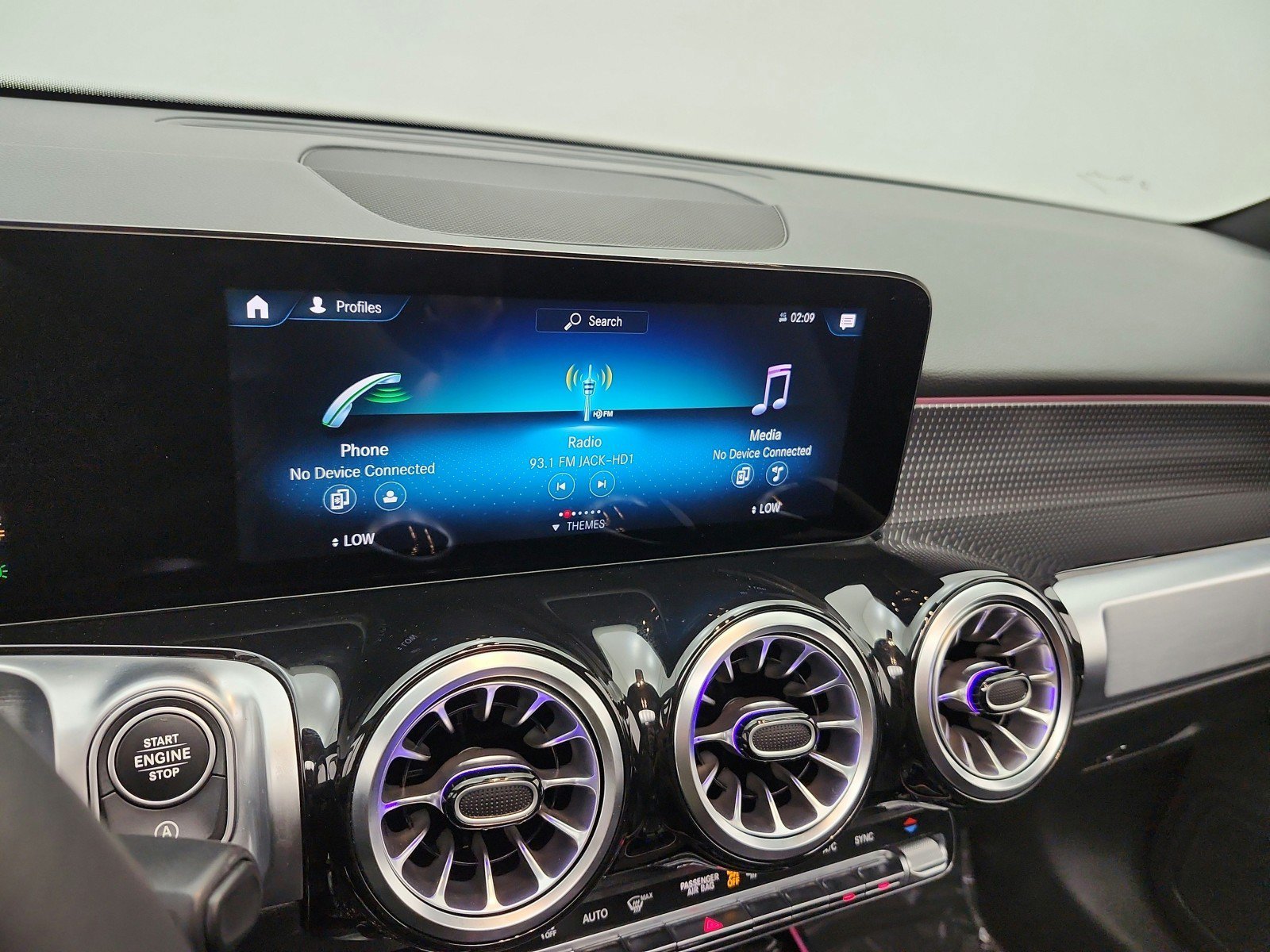 Used 2022 Mercedes-Benz GLB 250 image 14