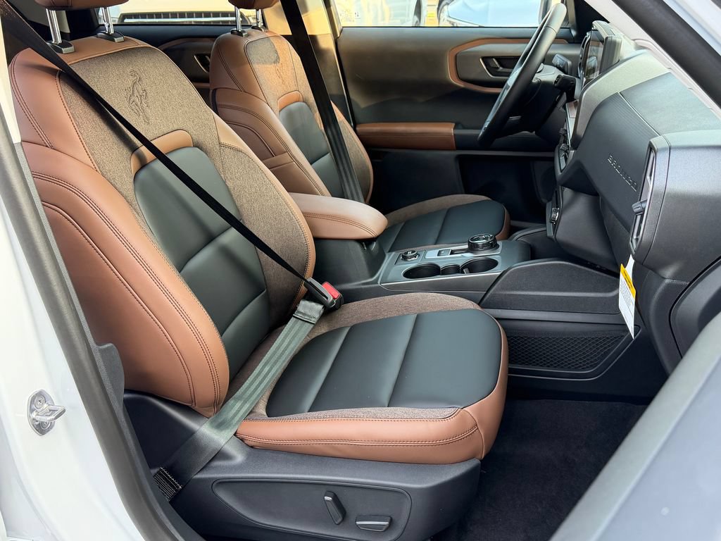 New 2026 Ford Bronco Sport Outer Banks AWD/4WD image 16