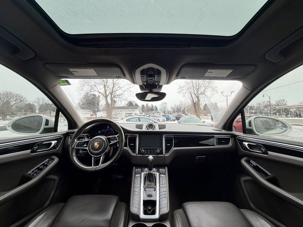 Used 2018 Porsche Macan image 13