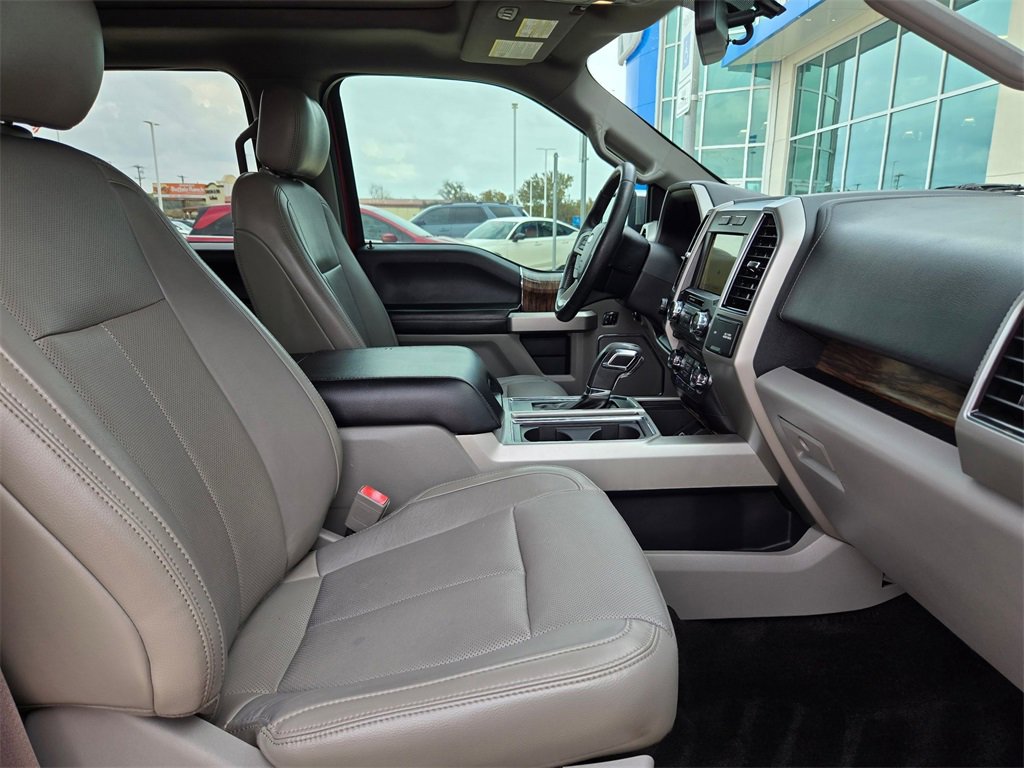 Used 2018 Ford F150 Lariat image 23