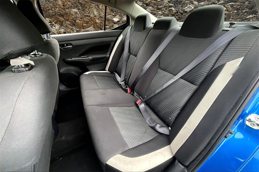 Used 2021 Nissan Versa SV image 21