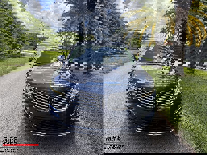 Used 2017 Lincoln MKC Premiere image 10