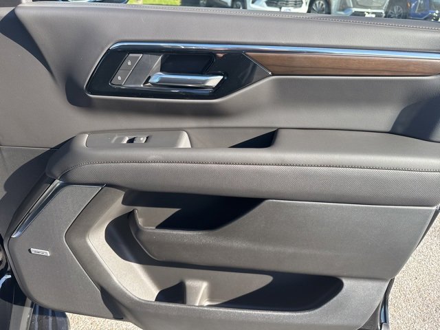 New 2026 Chevrolet Tahoe High Country w/ Sun And Tow Package image 27